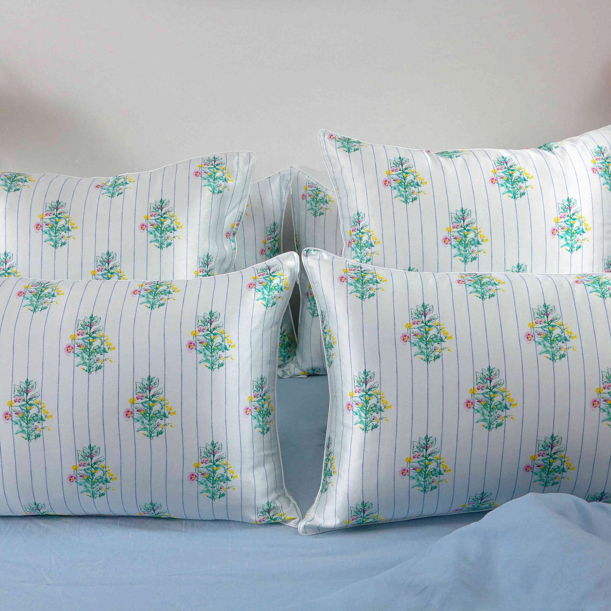 Taie d'oreiller 100% pure soie de mûrier - motif bouquet garni