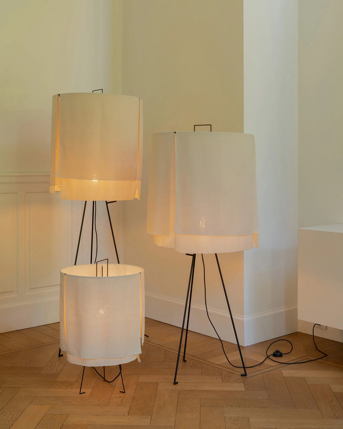 Lampe Nomad en acier et en toile