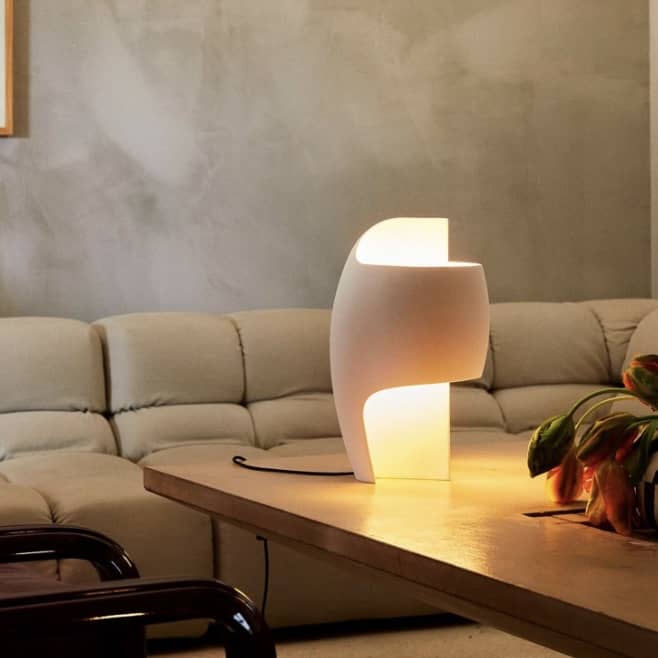 Lampe B