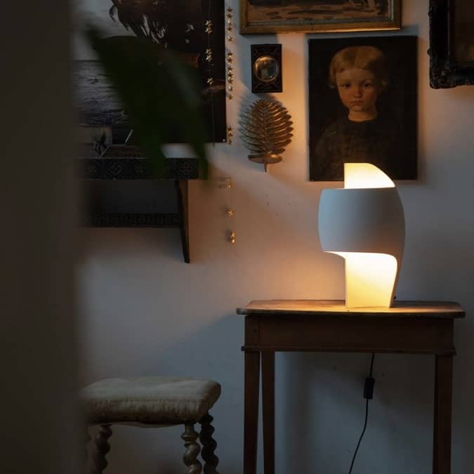 Lampe B