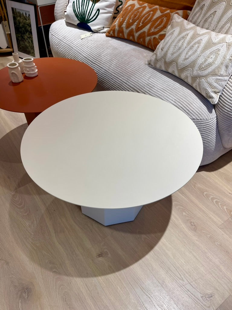 Table en métal ⌀70cm