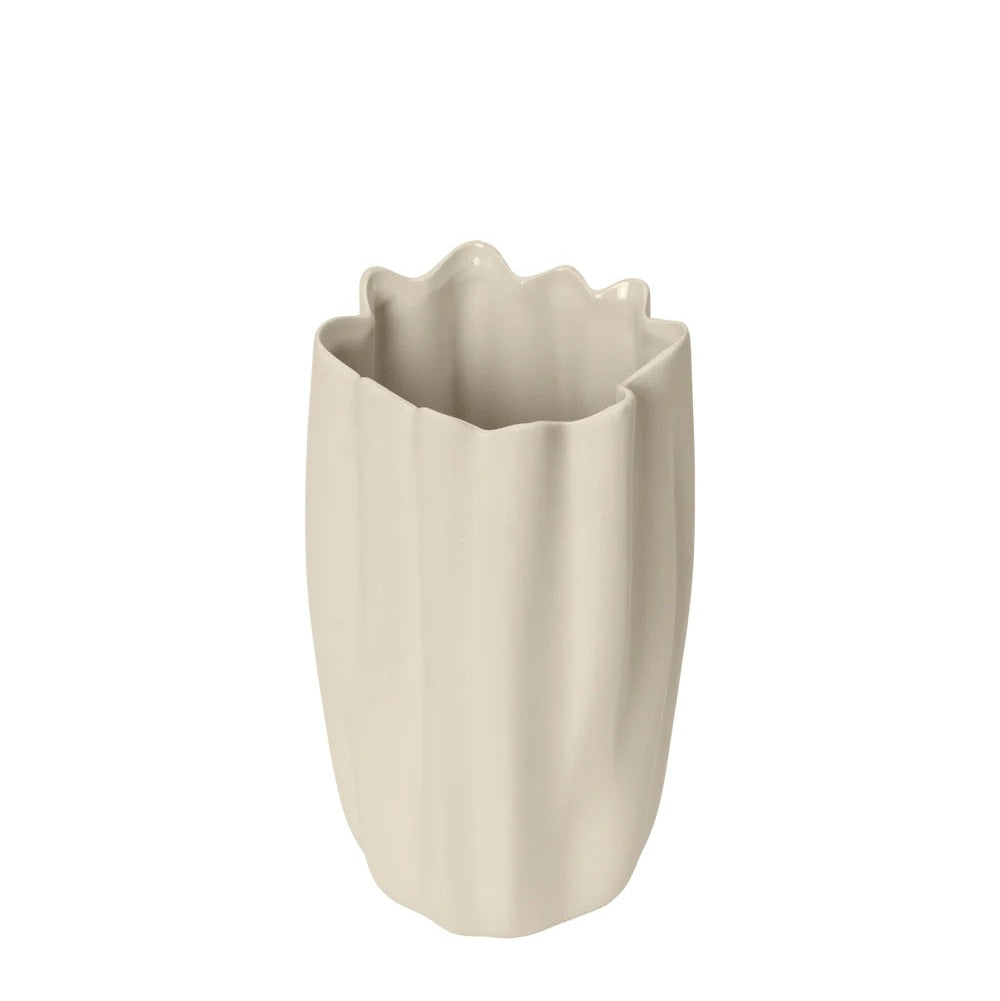 Nium Vase