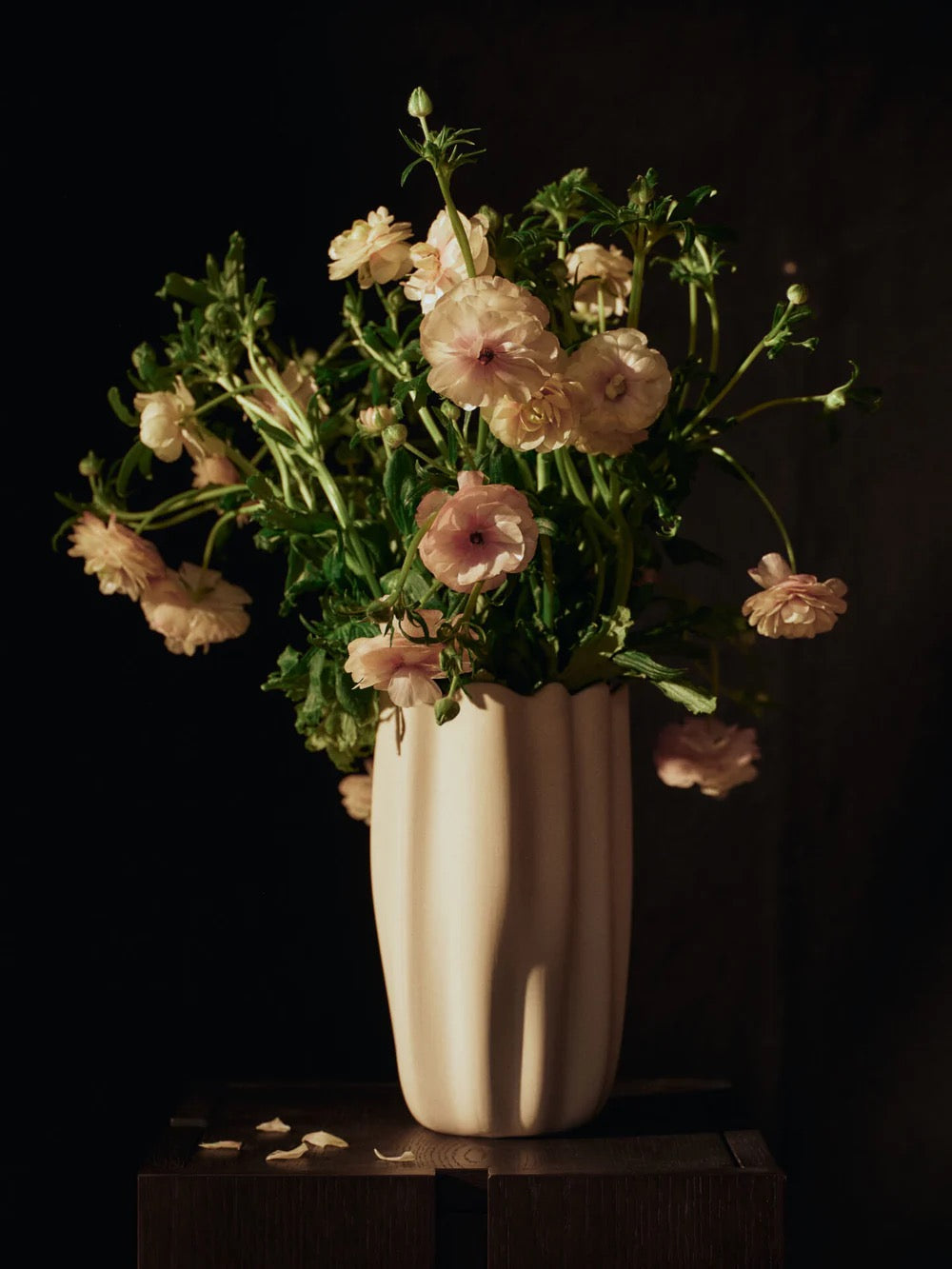 Nium Vase