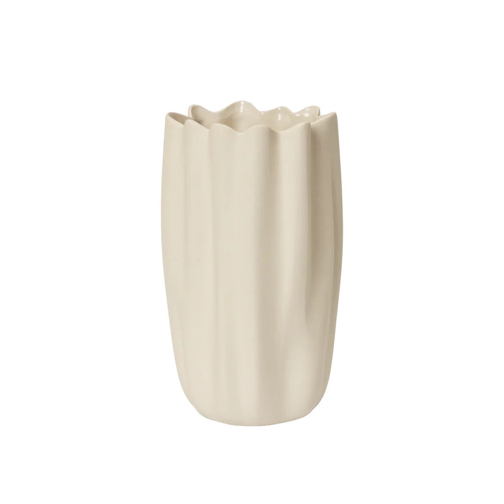 Nium Vase