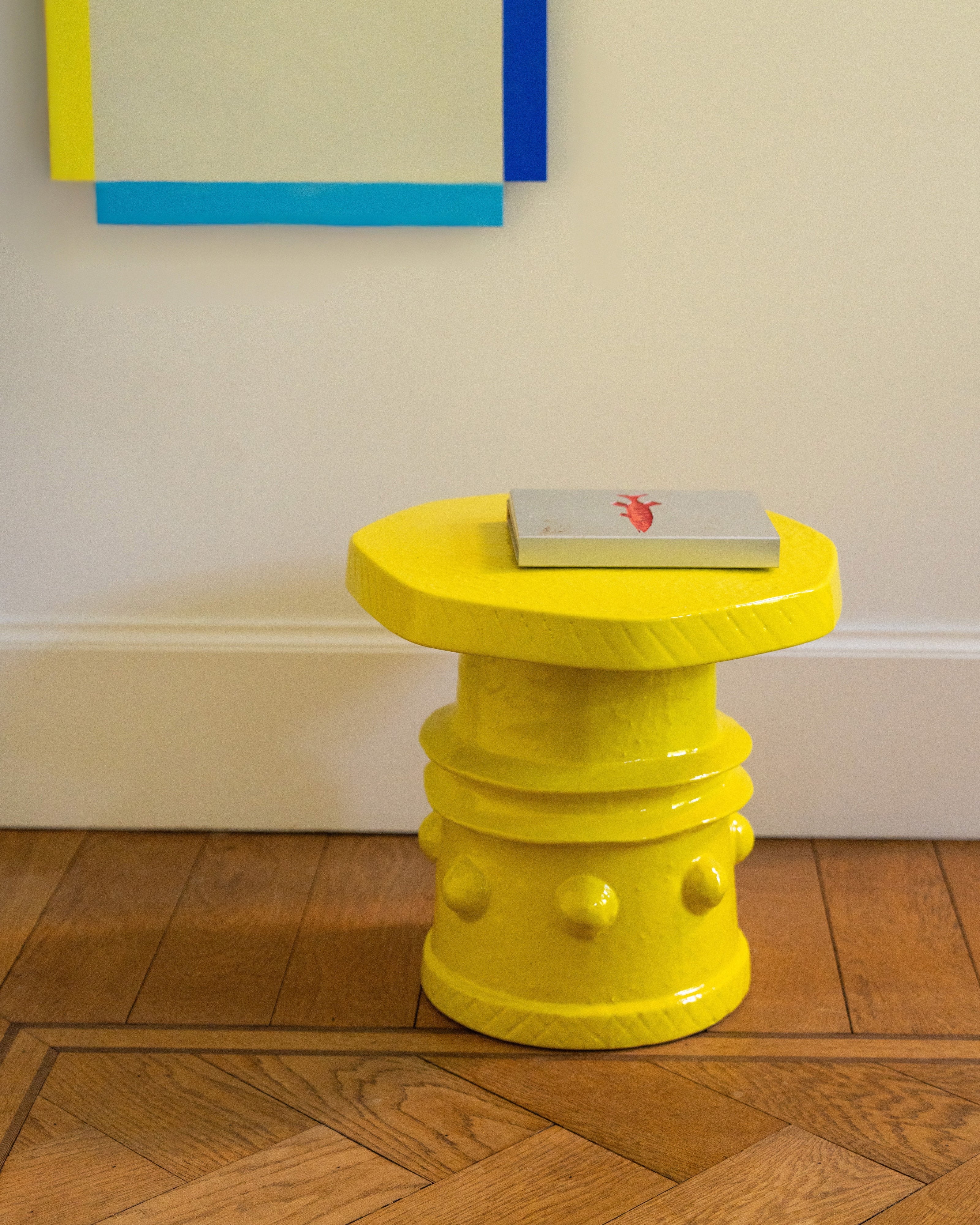 Table d’appoint jaune Clara