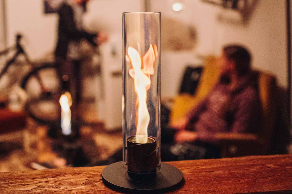 Cheminée de table noir